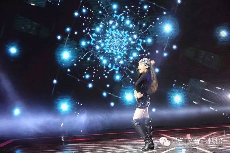 劲舞小美女——吴昱蓉